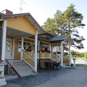 Hotel Laatokan Portti Parikkala Exterior photo