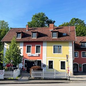 Lindenhof Ybbs Panzió Ybbs an der Donau Exterior photo