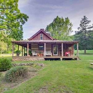 Restored Buchanan Log Cabin On 9-Mile Creek! Reba Exterior photo