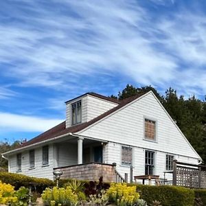 Surfmen'S Cottage - Historic Coast Guard Property Point Arena Exterior photo