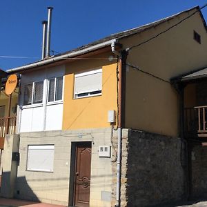 La Casita Del Bierzo Villa Carracedelo Exterior photo