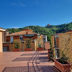 Attico Vista San Luca Apartman Bologna Exterior photo