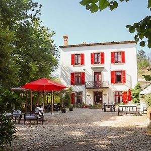 Domaine Des Lilas Panzió Saint-Germain-Lembron Exterior photo