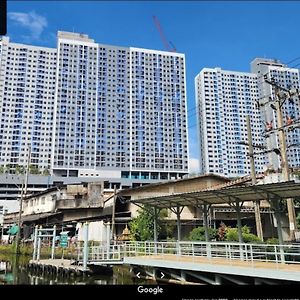 Condo The Livin Phetkhasem 37 Ban Khlong Bang Chak Exterior photo