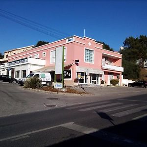 Residencial O Ninho Do Pinhal Hotel Bombardeira Exterior photo