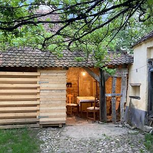 House By The Church - Entire House Szászkeresztúr Exterior photo