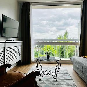 Appartement Avec Une Superbe Vue Sur La Ville Montargis Exterior photo