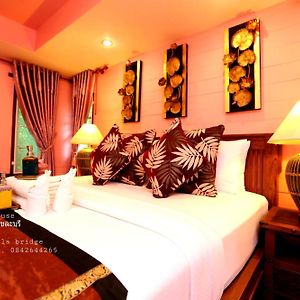 Love Bridge House บ้านสะพานรัก Szangkhlaburi Room photo