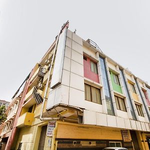 Capital O Hotel Shanti Nivas Near Hare Krishna Hill Bengaluru Exterior photo
