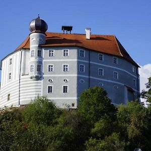 Schloss Schonberg Wenzenbach Exterior photo