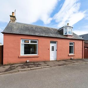 Central Detached Cottage For 2 Adults With Garden Blairgowrie and Rattray Exterior photo