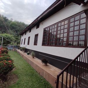 Shriya'S Nirvana Inn Gauháti Exterior photo