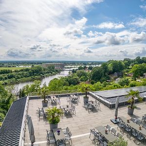 Hotel Zum Halbmond Lauenburg/Elbe Exterior photo