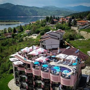 Mobi Dick Family Hotel Glavatarci Exterior photo