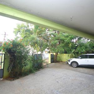 Paneer Bhavan, Courtallam Tenkászi Exterior photo