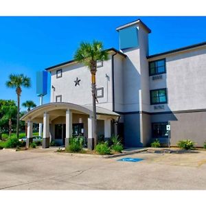 Oyo Townhouse Beaumont Medical Center Area Hotel Exterior photo