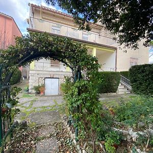 Garden House Apartman Vicovaro Exterior photo