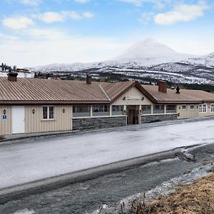 Lyngseidet Gjestegard As Hotel Exterior photo