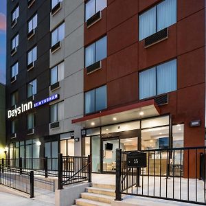 Days Inn By Wyndham Staten Island New York Exterior photo