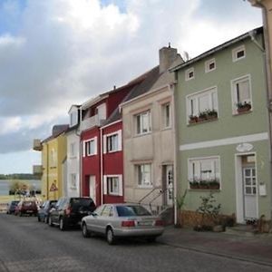 Ferienhaus In Ribnitz Mit Grill Und Garten Exterior photo