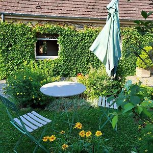 A 5 Min De Beaune, Logement Tout Confort Au Calme Panzió Combertault Exterior photo