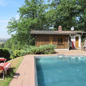 Ferienhaeuser Mit Pool In Ruhiger Lage Am Waldrand Villa Niederaula Exterior photo