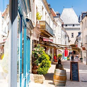 Gite St Ours Loches Hyper Centre Historique 4Chambres 4Salles De Bains, Salon Cuisine Exterior photo