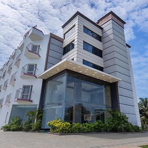 Treebo Aptin Hotel Nāgappattinam Exterior photo