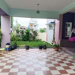Venisa Service Apartment Chikmagalūr Exterior photo