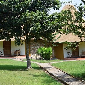 Kibale Guest Cottages Fort Portal Exterior photo