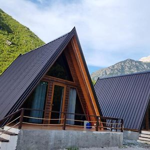 Bungaja Chalets Shkodra Exterior photo