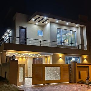 Penthouse Suite Ravalpindi Exterior photo