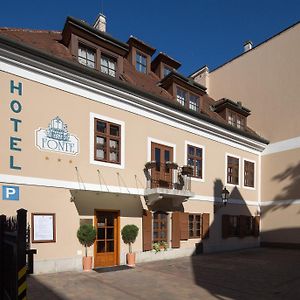 Fonte Hotel Győr Exterior photo