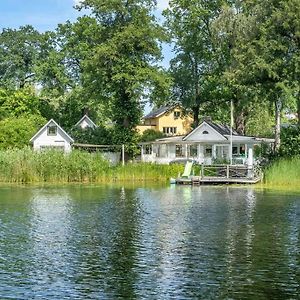 Lake Front Family Home In Nacka Exterior photo