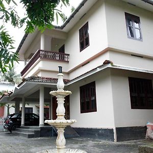 The Gateway Wayanad Homestay Puthuppādi Exterior photo