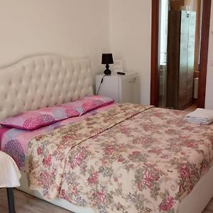 Supercentral One Room Flat, 16 Min To Bergamo Airport Alzano Lombardo Exterior photo