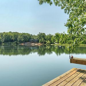 Linden Lakefront Retreat With Kayaks Villa Innsbrook Exterior photo