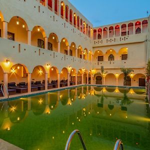 Hotel Shahi Palace Mandāwa Exterior photo