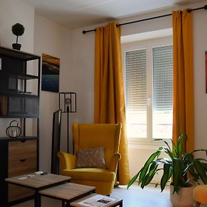 Le Yellow Corner Voironnais Apartman Exterior photo