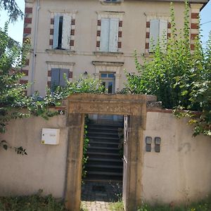 Maison Auctoire Panzió Sarras Exterior photo