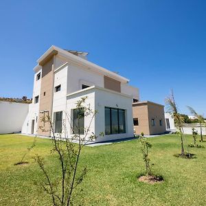 Villa Famille - Luxe & Confort - Jardin & Piscine - Tanger - Vacayx Exterior photo