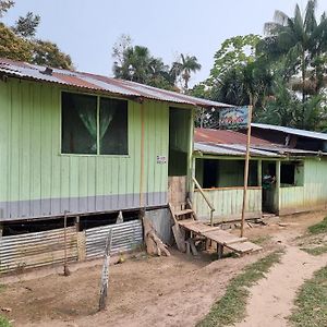 Alojamiento Amazonas Leticia Hostal Indigena El Picaflor Muhu Hotel Santa Sofía Exterior photo