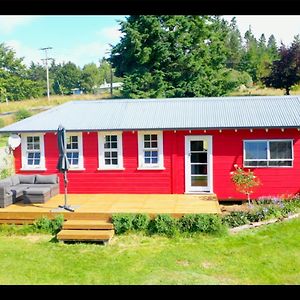 Little Red School House Villa Oamaru Exterior photo