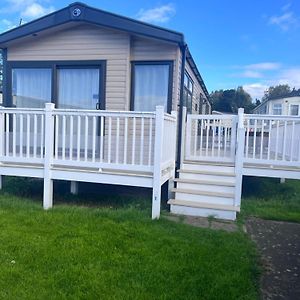 Coastal Caravan Seton Sands Hotel Port Seton Exterior photo