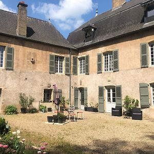 La Maison Des Gardes - Chambres D'Hotes Cluny Exterior photo