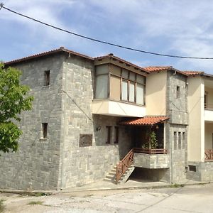 Guesthouse Kallisto Kasztaniá Exterior photo