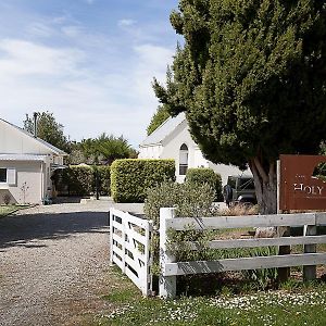 The Holy Oaks Villa Duntroon Exterior photo