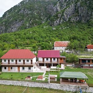 Guesthouse Driti Shkodra Exterior photo