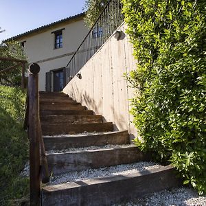 Farmhouse Apartment With Swimming Pool Montecarotto Exterior photo