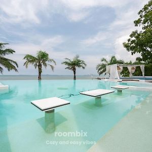 Pure Sunset Beach - Ocean View Room, Pattaya Nacsomtien Exterior photo